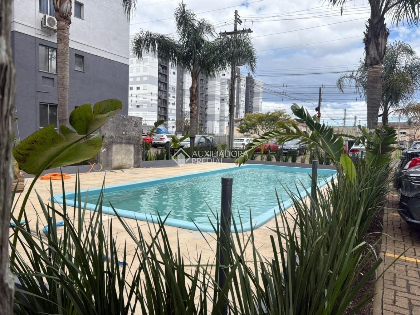 APARTAMENTO 02 QUARTOS INFRA COMPLETA COM ESTACIONAMENTO E ELEVADOR
