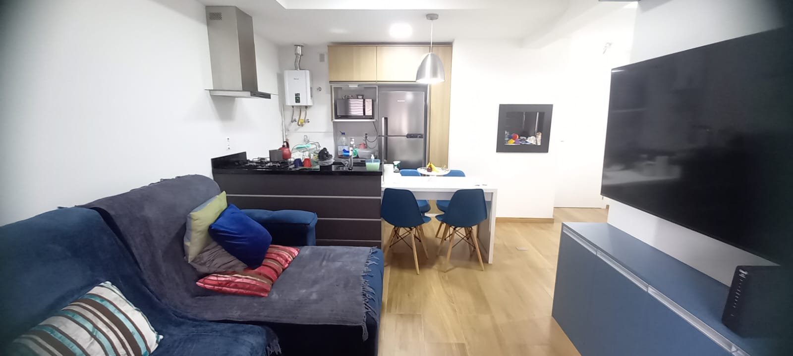APARTAMENTO 1 QUARTO, MOBILIADO, BOX ESCRITURADO E COBERTO, ELEVADOR, ACESSIBILIADADE, PRÓXIMO AO SHOPPING PRAIA DE BELAS