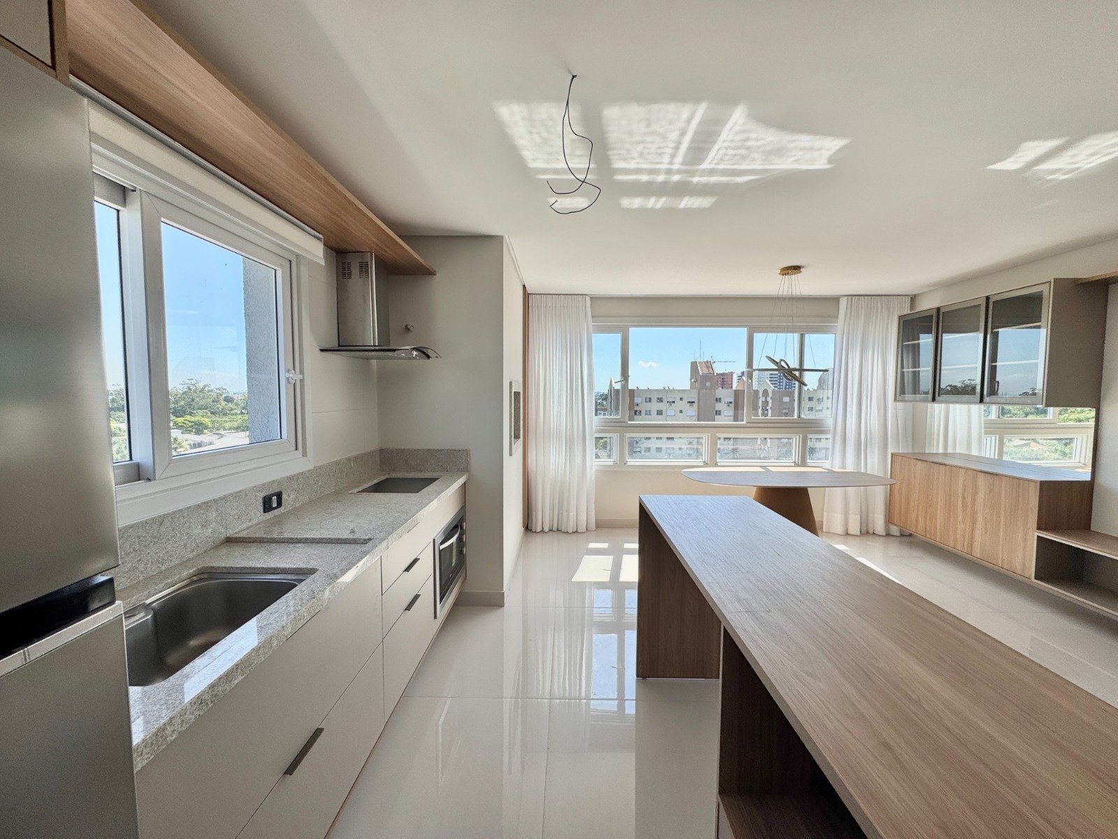 APARTAMENTO 3 QUARTOS, 2 VAGAS, NOVO, INFRA ESTRUTURA, BEM LOCALIZADO.