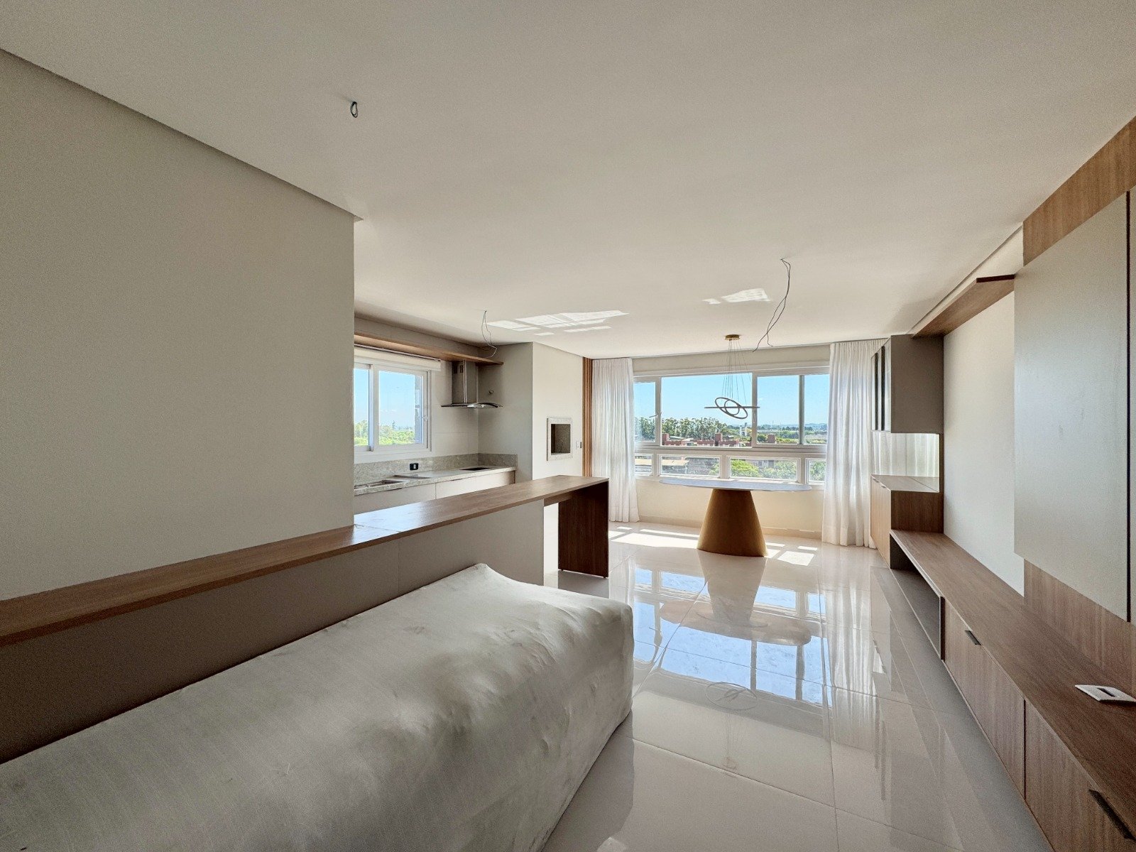 APARTAMENTO 3 QUARTOS, 2 VAGAS, NOVO, INFRA ESTRUTURA, BEM LOCALIZADO. — foto 2