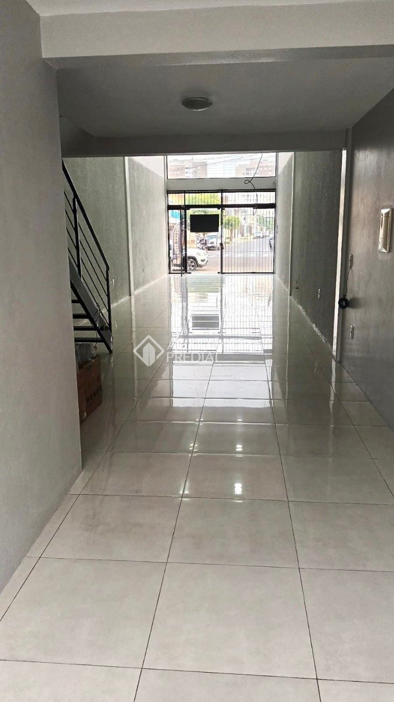 LOJA COM MEZANINO, RECÉM REEFORMADA À VENDA NO BAIRRO CENTRO CANOAS — foto 2